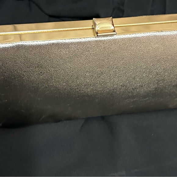 Vintage Henry Levine clutch - Picture 2 of 6